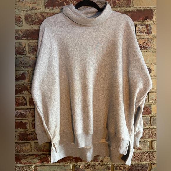 aerie Sweaters - NOT FOR SALE
Aerie Grey Funnel Neck Oversized Sweatshirt Cozy Lounge Pullover M